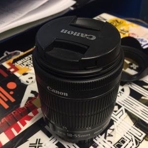 CANON EF-S 18-55MM Zoom Lens